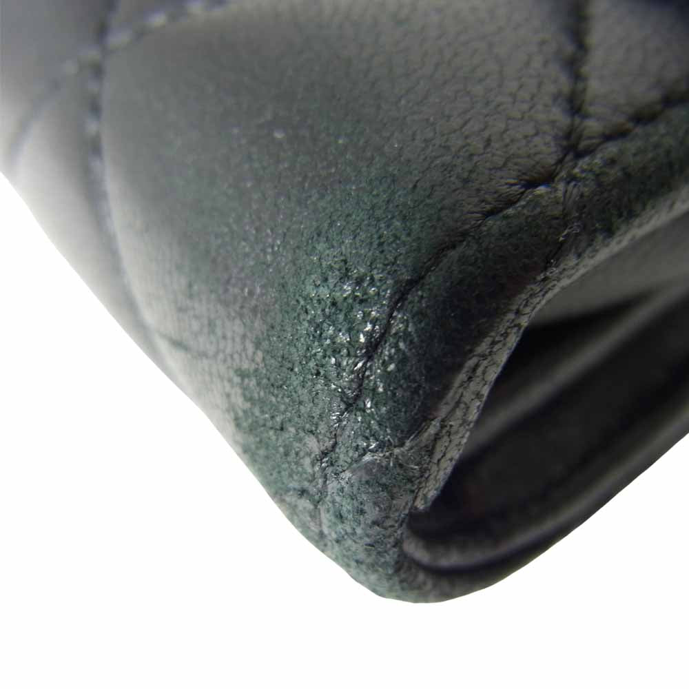 CHANEL シャネル AP0241 マトラッセ ココマーク キルティング 長財布 ブラック系【中古】