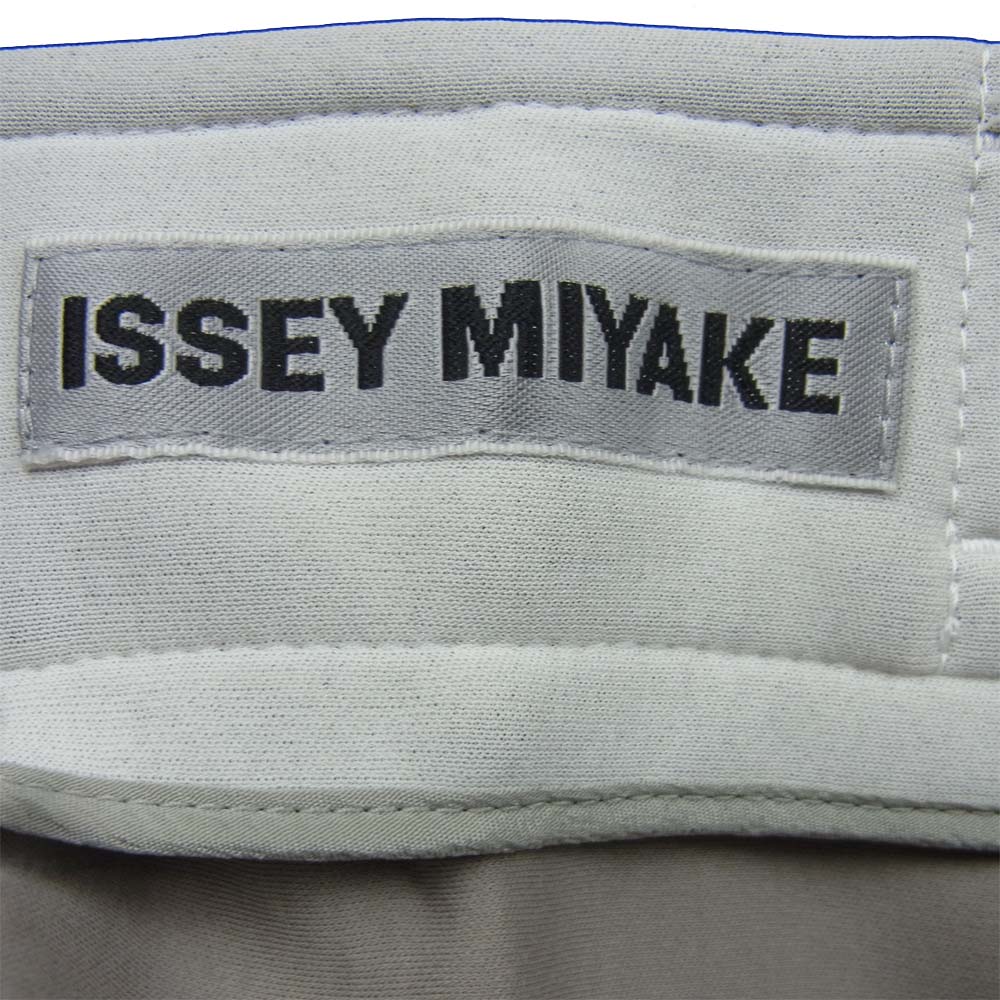 ISSEY MIYAKE イッセイミヤケ 21SS IM12FF5132  OUT A PIECE ライン ジップ ボンディング パンツ ライトグレー系 2【中古】