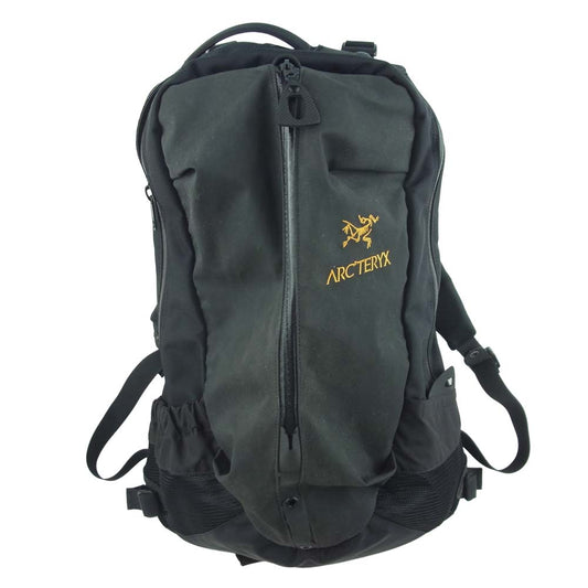 ARC'TERYX アークテリクス ARROW アロー22 リュック バックパック フィリピン製 ダークグレー系 ブラック系【中古】