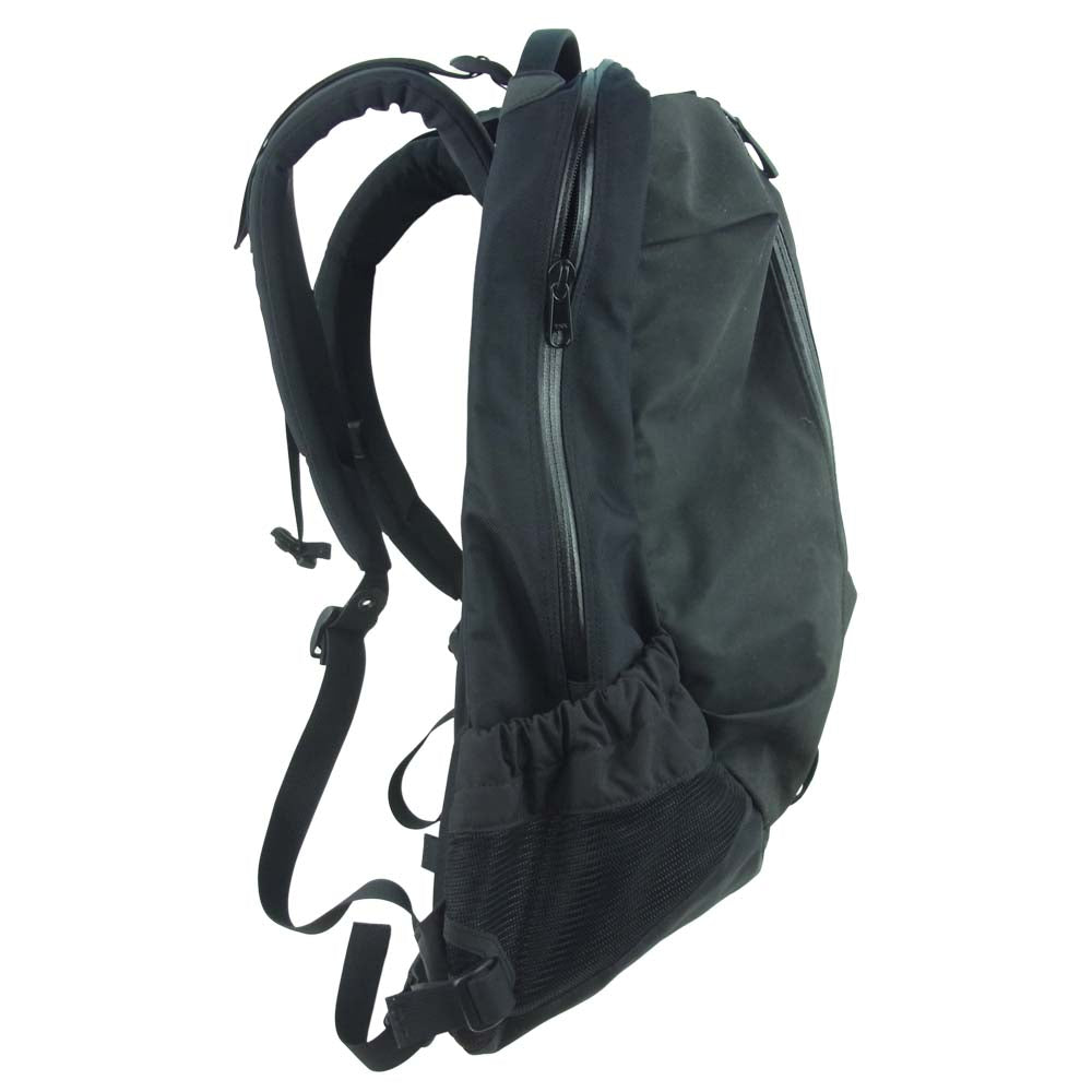 ARC'TERYX アークテリクス ARROW アロー22 リュック バックパック フィリピン製 ダークグレー系 ブラック系【中古】