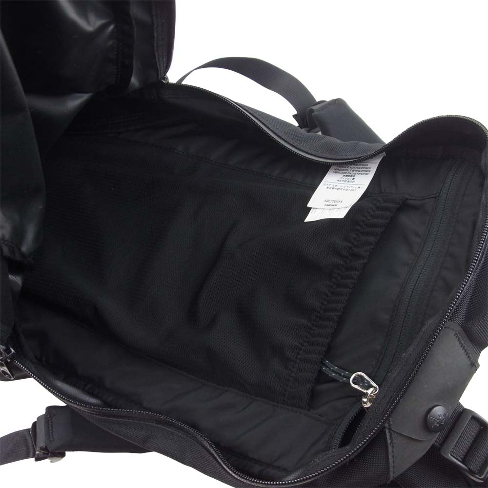 ARC'TERYX アークテリクス ARROW アロー22 リュック バックパック フィリピン製 ダークグレー系 ブラック系【中古】