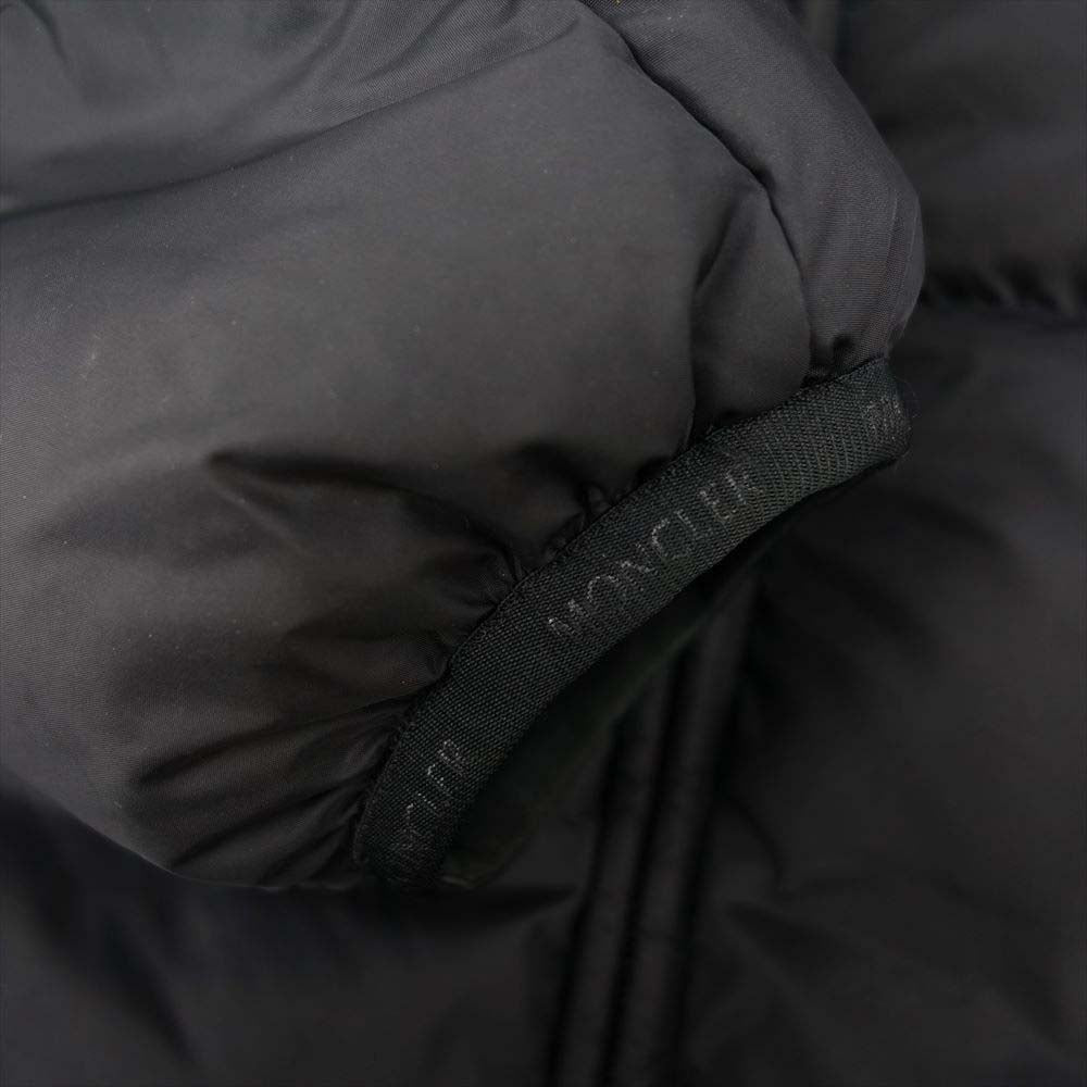 MONCLER モンクレール 国内正規品 MONTCLAR モンクラー フード ダウン ジャケット ブラック系 1【中古】