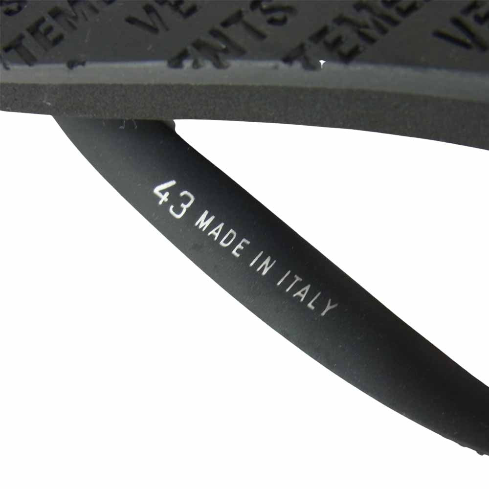VETEMENTS ヴェトモン 20SS SS20SD006 Classic Logo Flip Flops クラシック ロゴ フリップ フロップ サンダル ブラック系 43【新古品】【未使用】【中古】