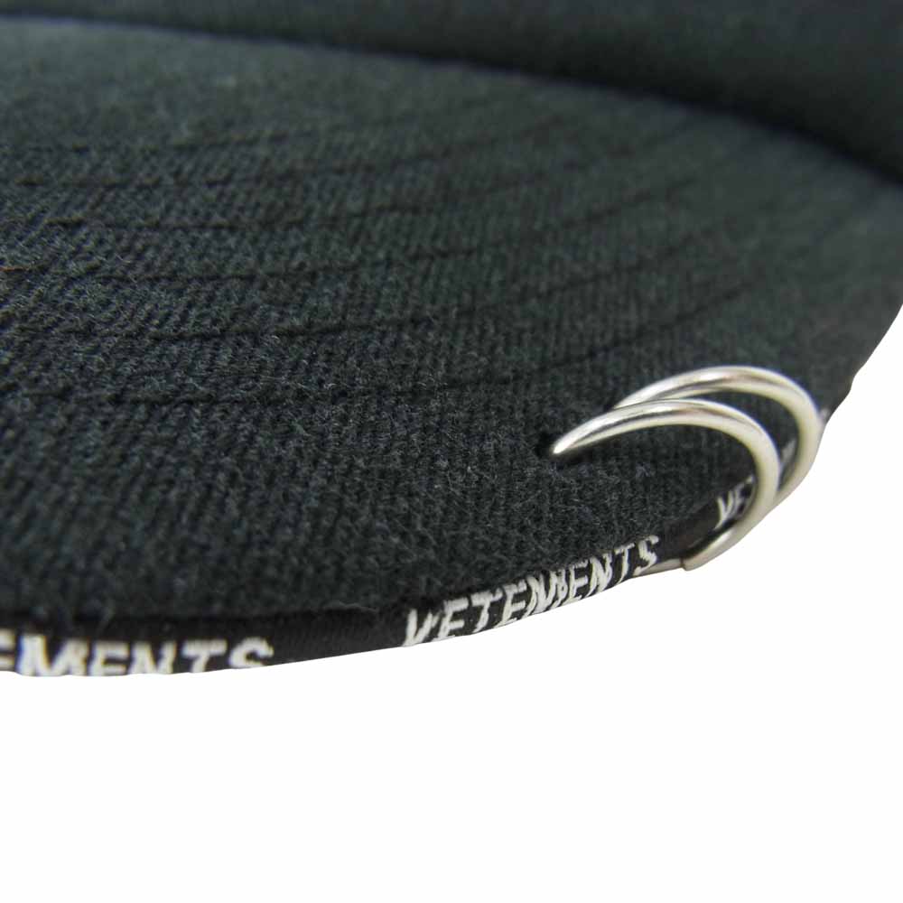 VETEMENTS ヴェトモン UAH20AC609 Reebok リーボック Anarchy Cap アナーキー ロゴ刺繍 キャップ ブラック系 OSFM【新古品】【未使用】【中古】