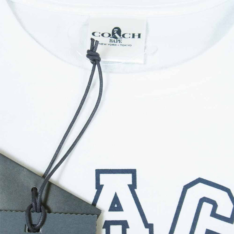 A BATHING APE アベイシングエイプ 1H73109902 × COACH コーチ COLLEGE TEE カレッジ Tシャツ ホワイト系 L【極上美品】【中古】