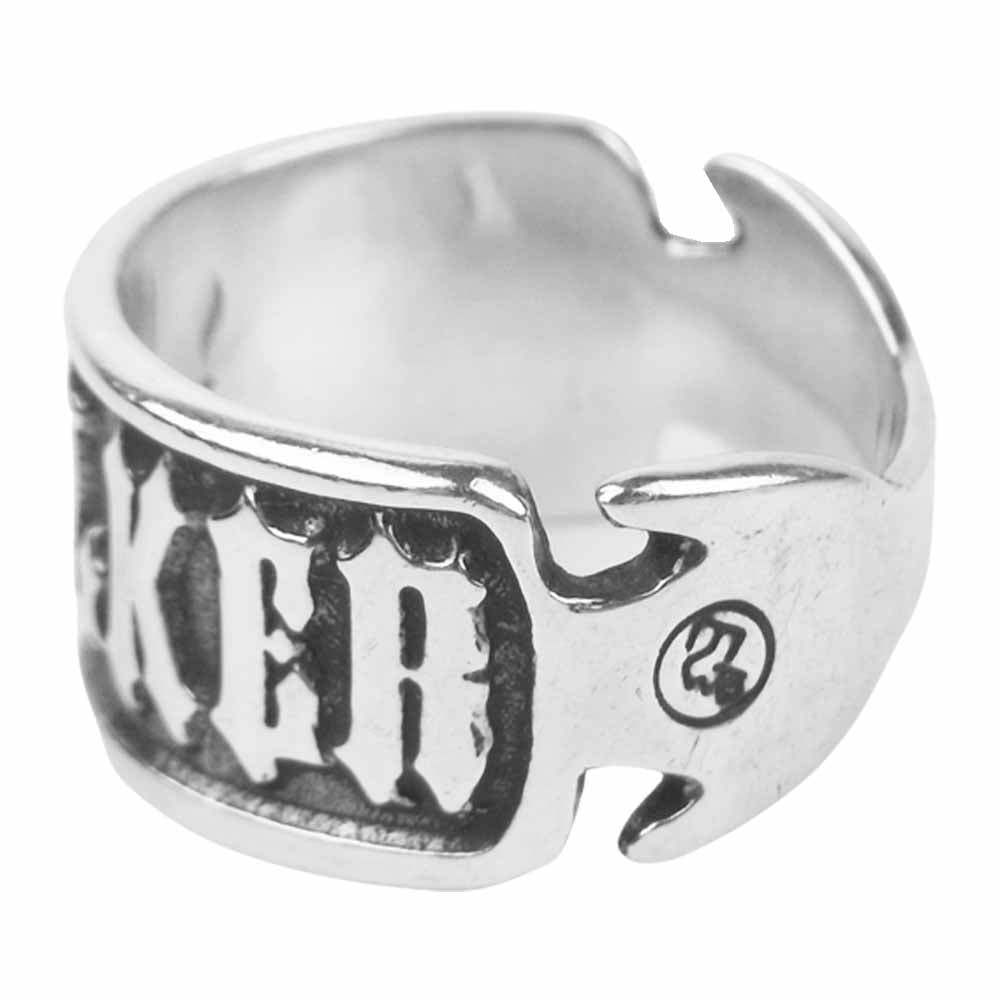 TRAVIS WALKER トラヴィスワーカー RGS067 SILVER 925 WALKER ROGO RING シルバー ワーカー ロゴ リング シルバー系 17号【中古】