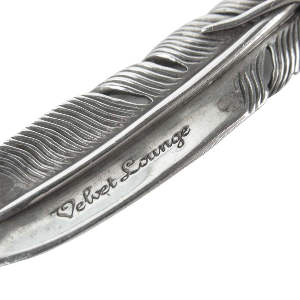 ヴェルヴェットラウンジ ロゴ刻印 VL8 フェザー ペンダント トップ シルバー系【中古】