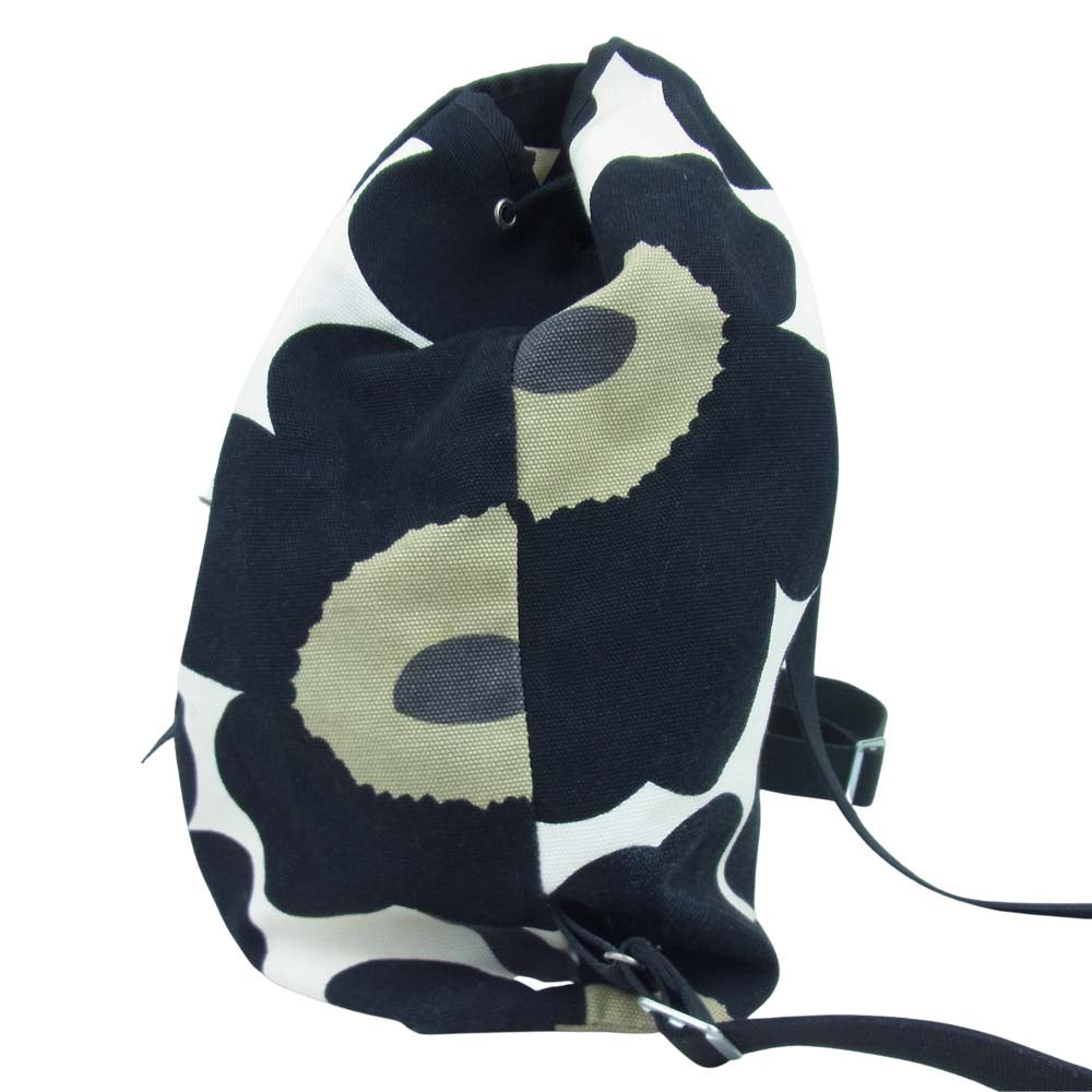 marimekko マリメッコ リュック バックパック ブラック ホワイト ホワイト系【中古】