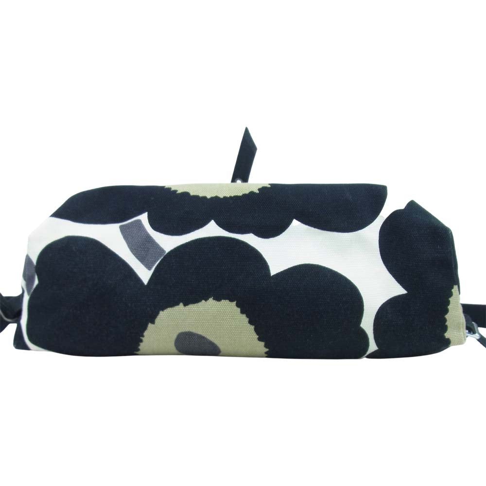 marimekko マリメッコ リュック バックパック ブラック ホワイト ホワイト系【中古】