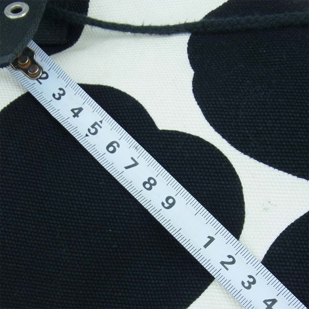 marimekko マリメッコ リュック バックパック ブラック ホワイト ホワイト系【中古】