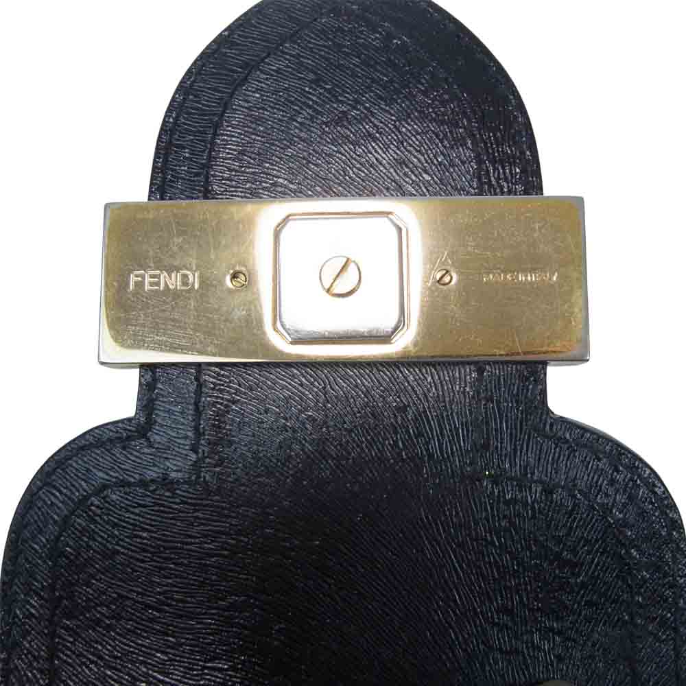 FENDI フェンディ ズッカ ロゴ トートバッグ レザー バッグ ブラック系【中古】