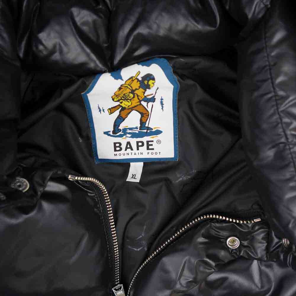 A BATHING APE アベイシングエイプ ナイロン ダウン ジャケット ブラック系 XL【中古】