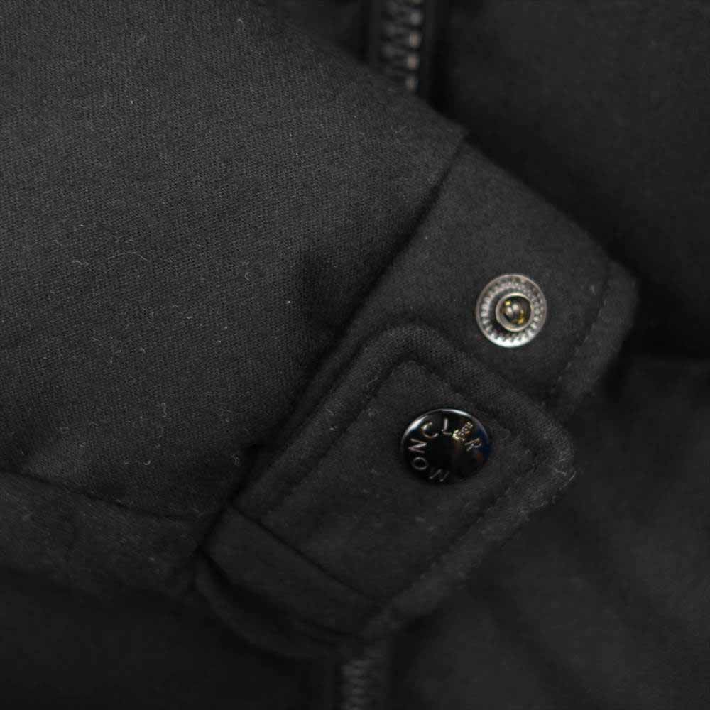 MONCLER モンクレール 国内正規品 MONTGENEVRE モンジュネーブル ダウン ジャケット ブラック系 2【美品】【中古】