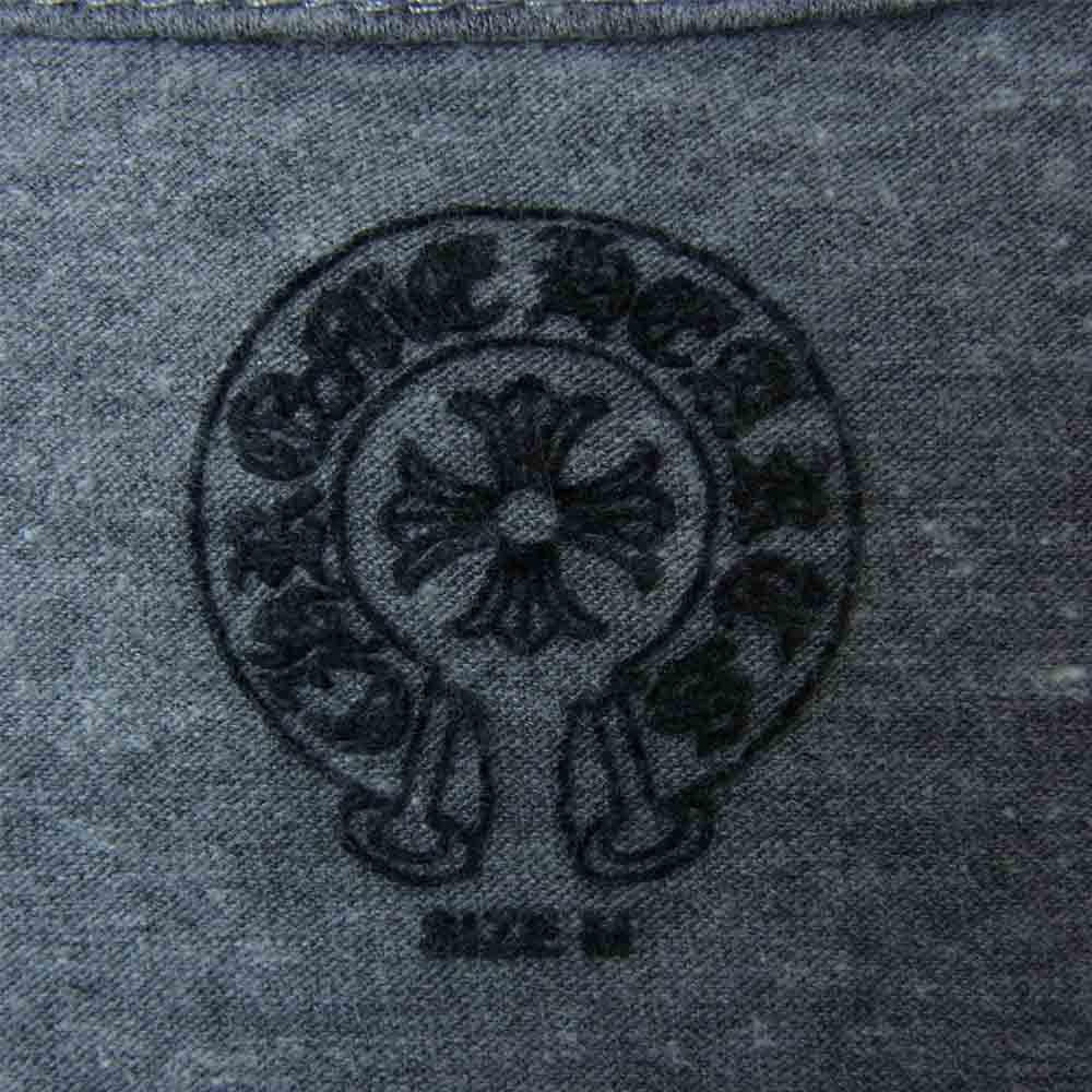 CHROME HEARTS クロムハーツ（原本無） 国内正規品 スクロールラベル ダガー 星条旗 Vネック グレー系 M【中古】