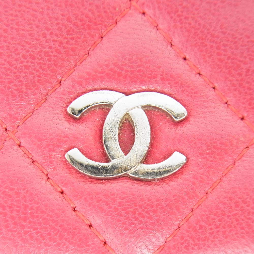 CHANEL シャネル 14569980 マトラッセ ラムスキン キルティング ラウンドジップ 長財布 ワインレッド系【中古】