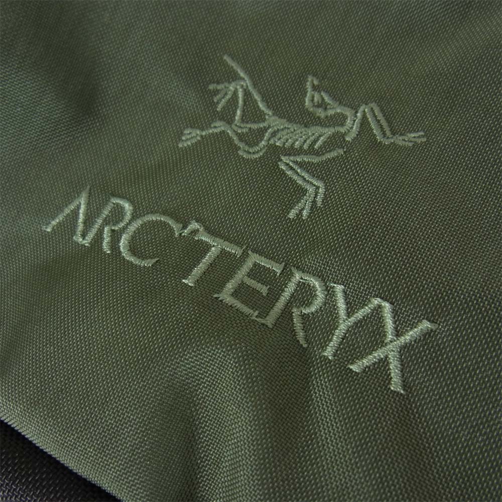 ARC'TERYX アークテリクス × BEAMS ビームス URBAN FANNY アーバン ファニー ボディバッグ カーキ系【美品】【中古】