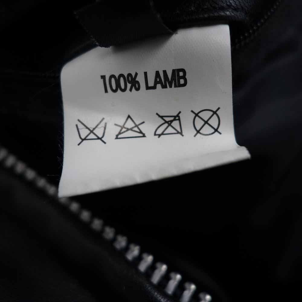 アラ ラム レザー 中綿　ベスト ブラック系 S【中古】