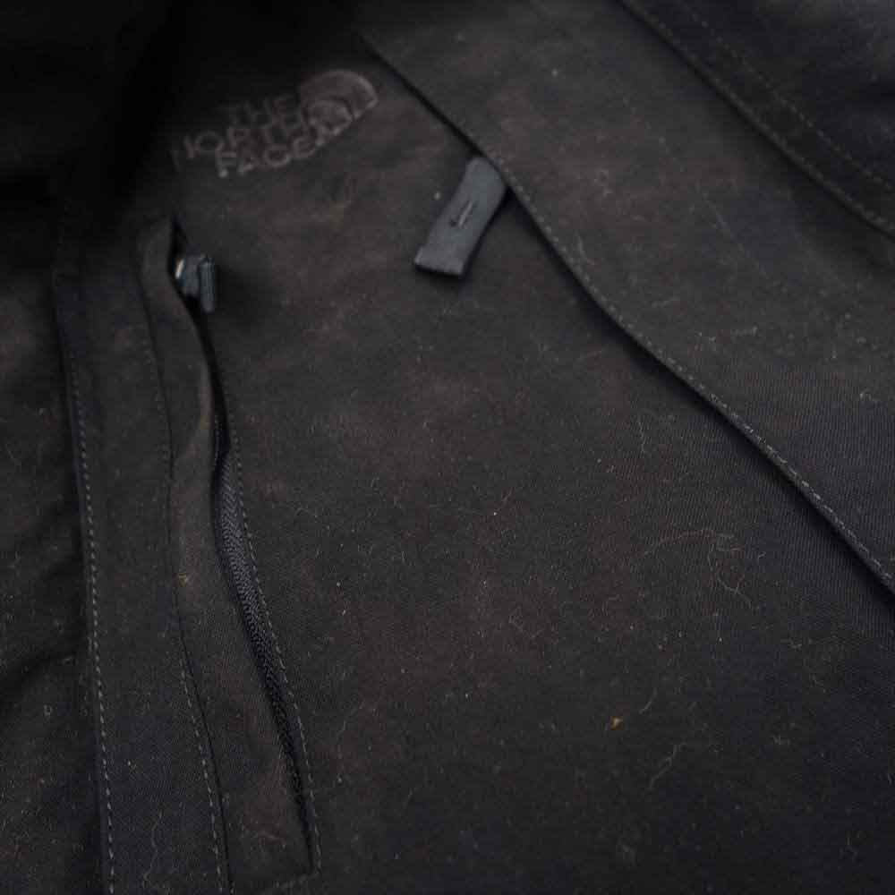 THE NORTH FACE ノースフェイス ND91530 ELEBUS JACKET エレバス ダウンジャケット ブラック系 M【中古】