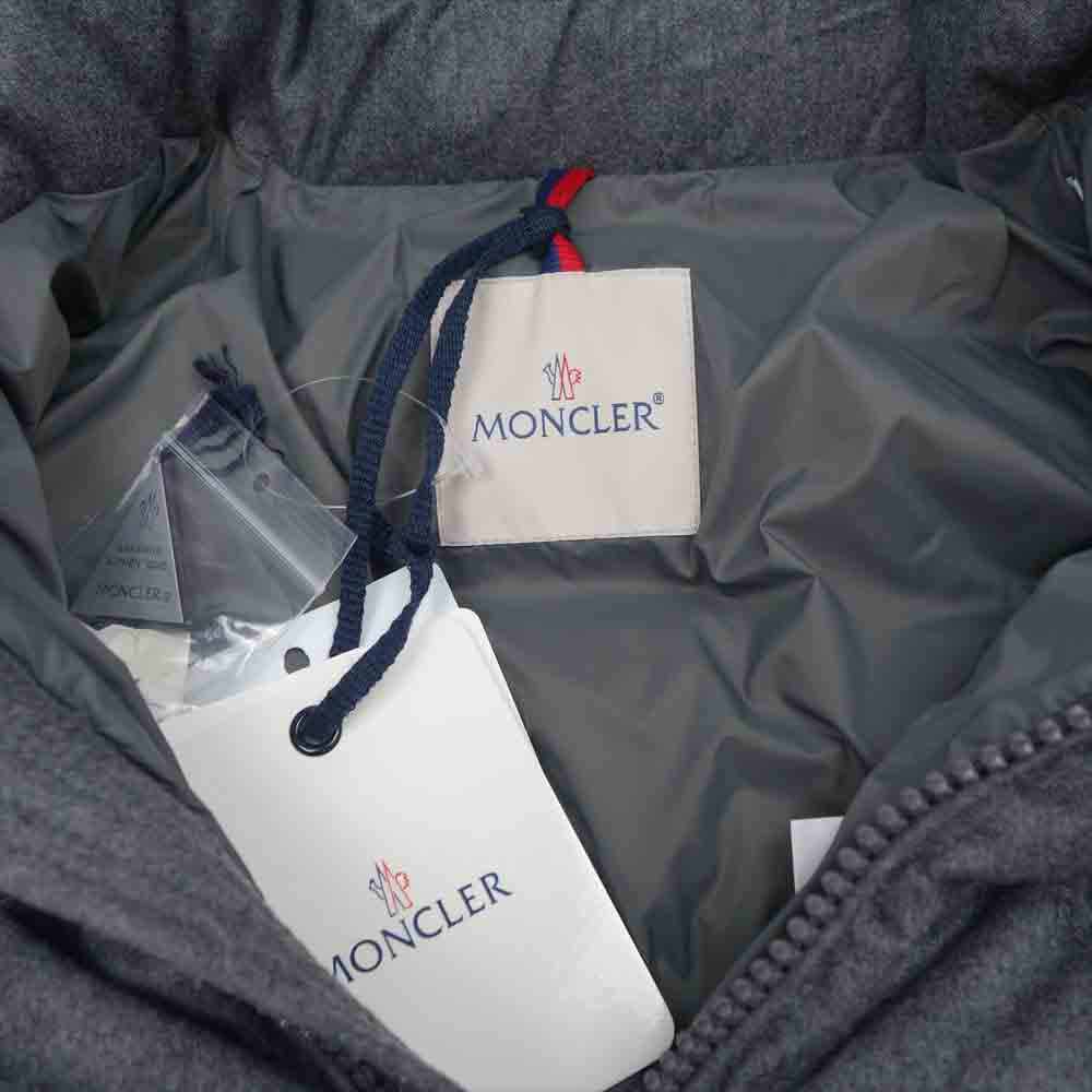 MONCLER モンクレール 訳有品 MONTGENEVRE GIUBBOTTO モンジュネーブル ダウン ジャケット グレー系【中古】
