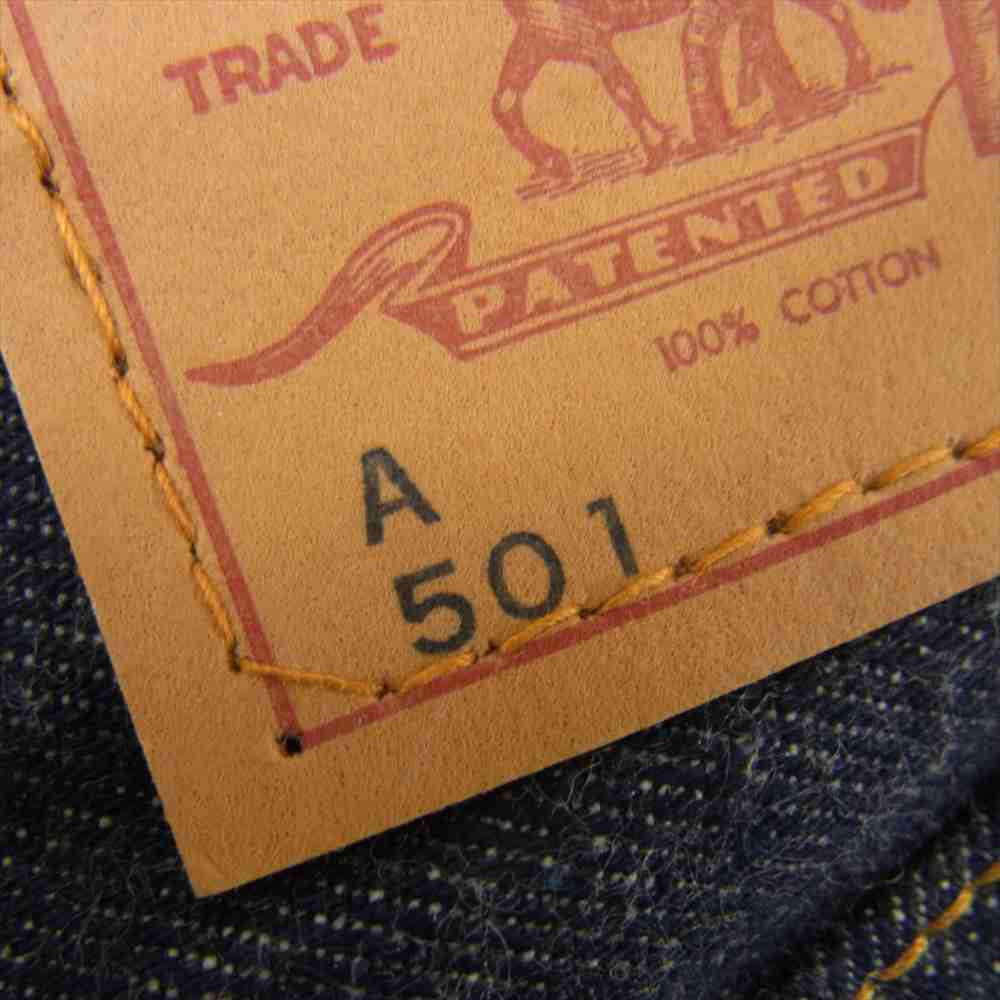 Levi's リーバイス デッドストック フラッシャー付 66~69年製 501 A-Type BIGE ボタン裏刻印4 赤耳セルビッチ 紙パッチ ウエストバンド裏上チェーンステッチ フロントボタン脇平行ステッチ 紺カンヌキ デニム パンツ インディゴブルー系 31【美品】【中古】