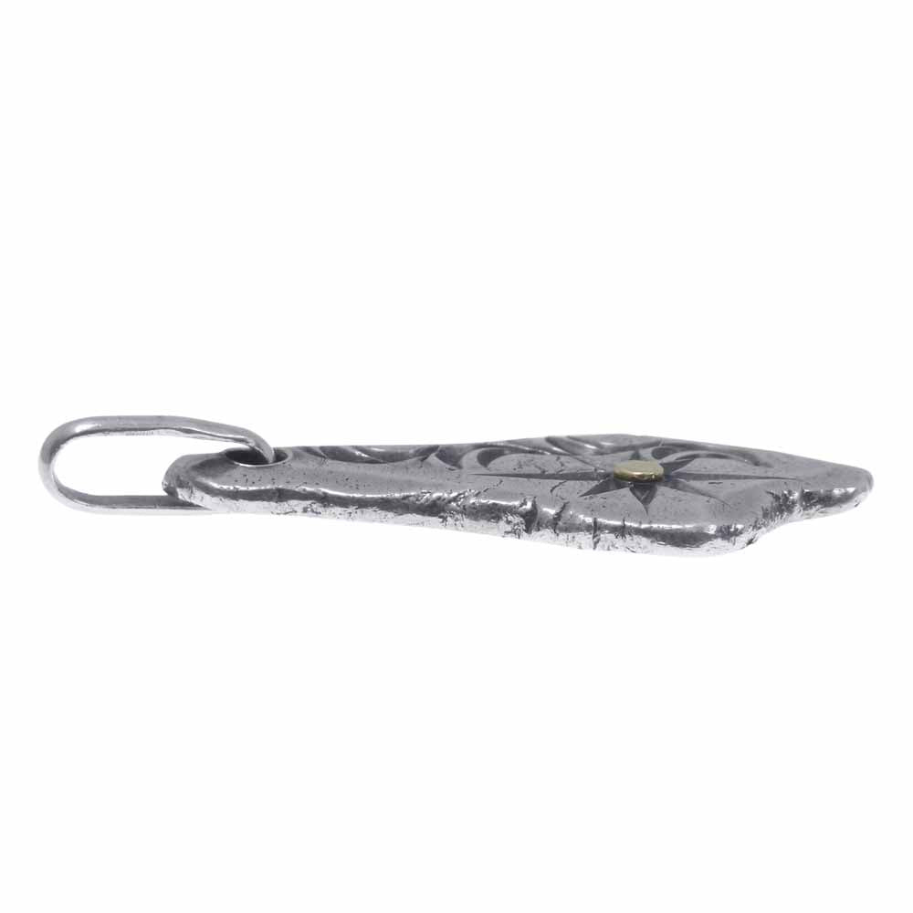 BIGHAND ビッグハンド 2621 サンシンボル 唐草彫 タタキトップ ペンダント トップ シルバー系【中古】