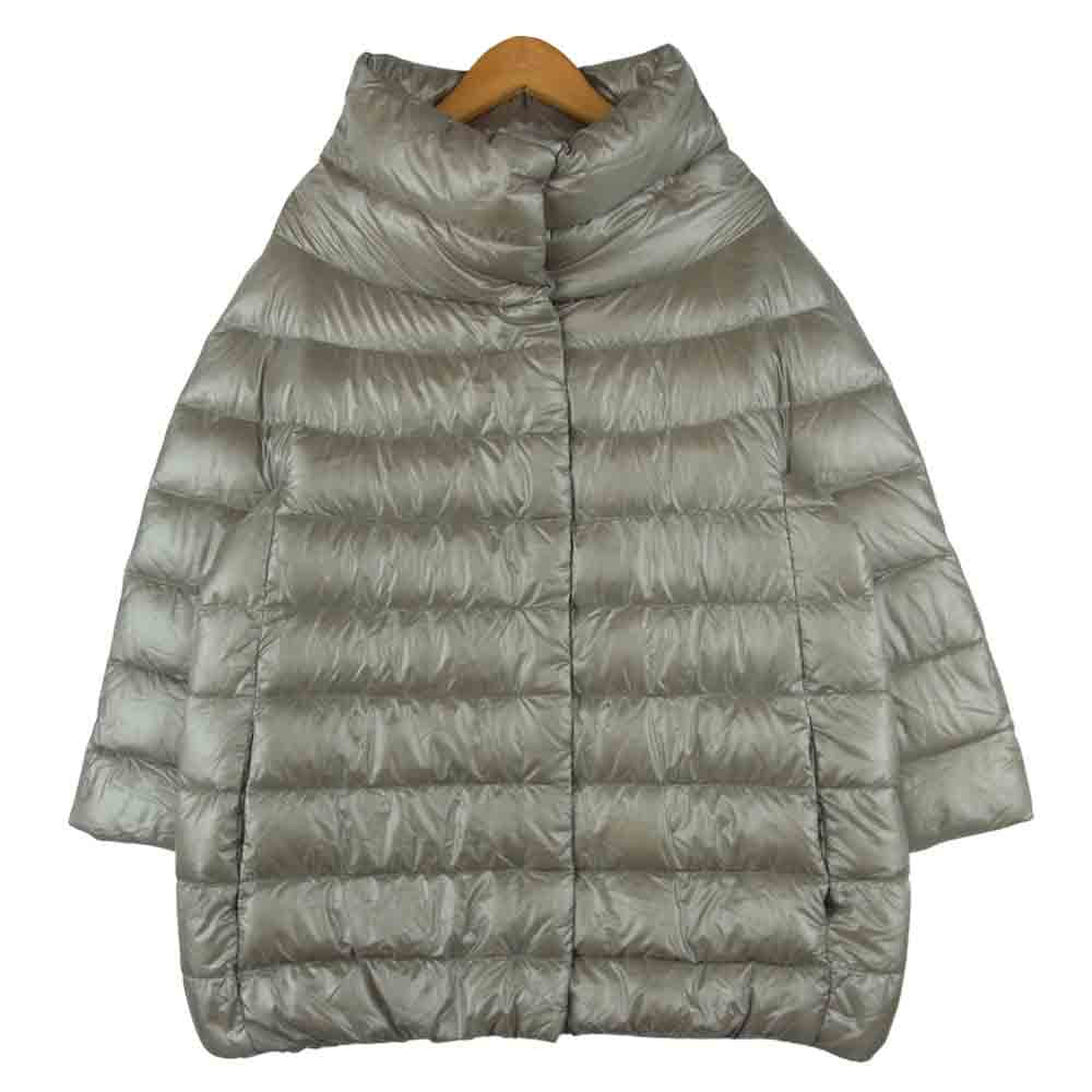 Herno ヘルノ PI0043DIC-12017-2600 AMINTA アミンタ ダウン コート ジャケット ルーマニア製 グレイッシュベージュ系 40【中古】