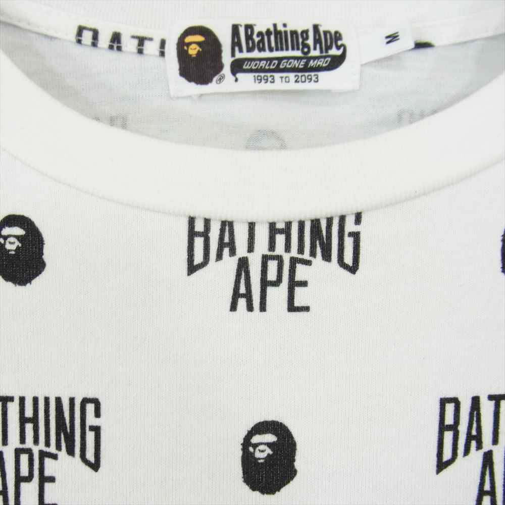 A BATHING APE アベイシングエイプ ロゴ 総柄Tシャツ ホワイト系【中古】