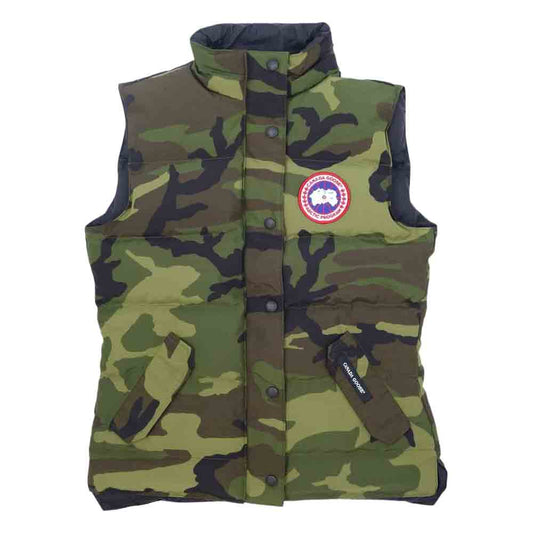 CANADA GOOSE カナダグース 2832L 国内正規品 サザビーリーグタグ FREESTYLE VEST フリースタイル ベスト カモフラ 迷彩 マルチカラー系 S【美品】【中古】