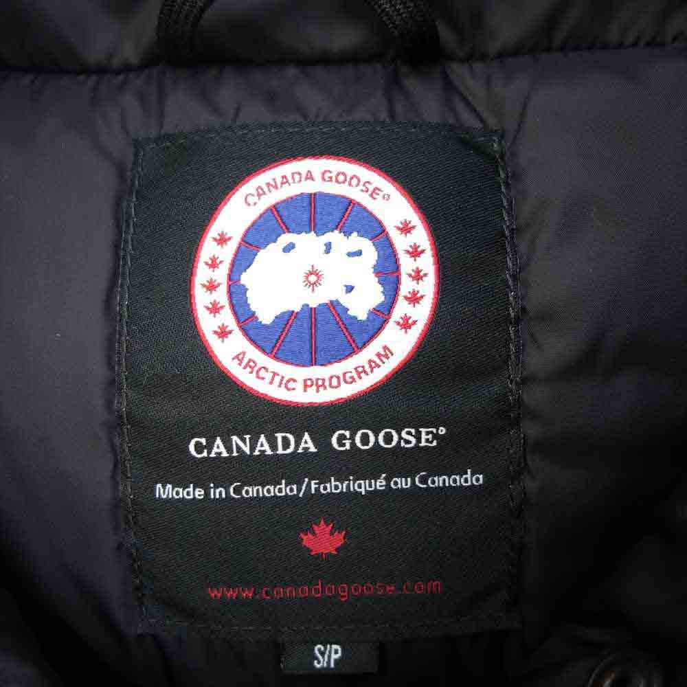 CANADA GOOSE カナダグース 2832L 国内正規品 サザビーリーグタグ FREESTYLE VEST フリースタイル ベスト カモフラ 迷彩 マルチカラー系 S【美品】【中古】
