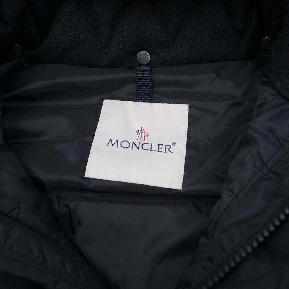 MONCLER モンクレール 国内正規品 RYAN ライアン ダウンジャケット【美品】【中古】