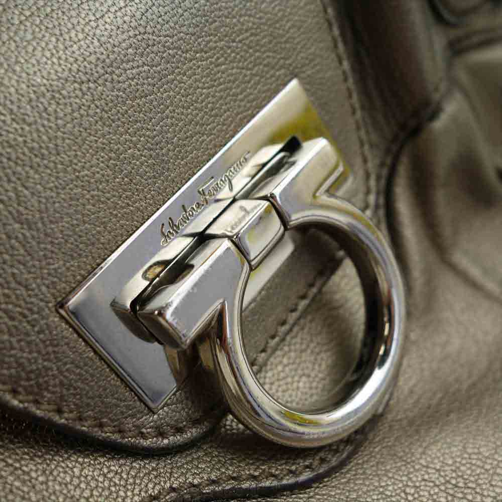 Salvatore Ferragamo サルヴァトーレフェラガモ AB-21 5370 マリッサ ガンチーニ ハンド バッグ ブロンズ系【中古】