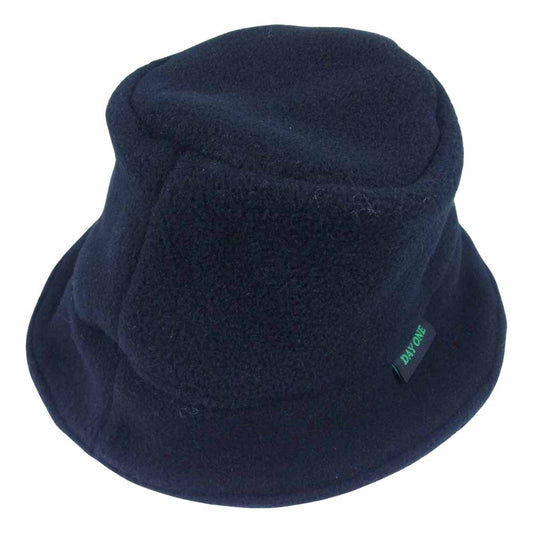 デイ ワン フリース ハット USA製 バケットハット ブラック系 L【美品】【中古】