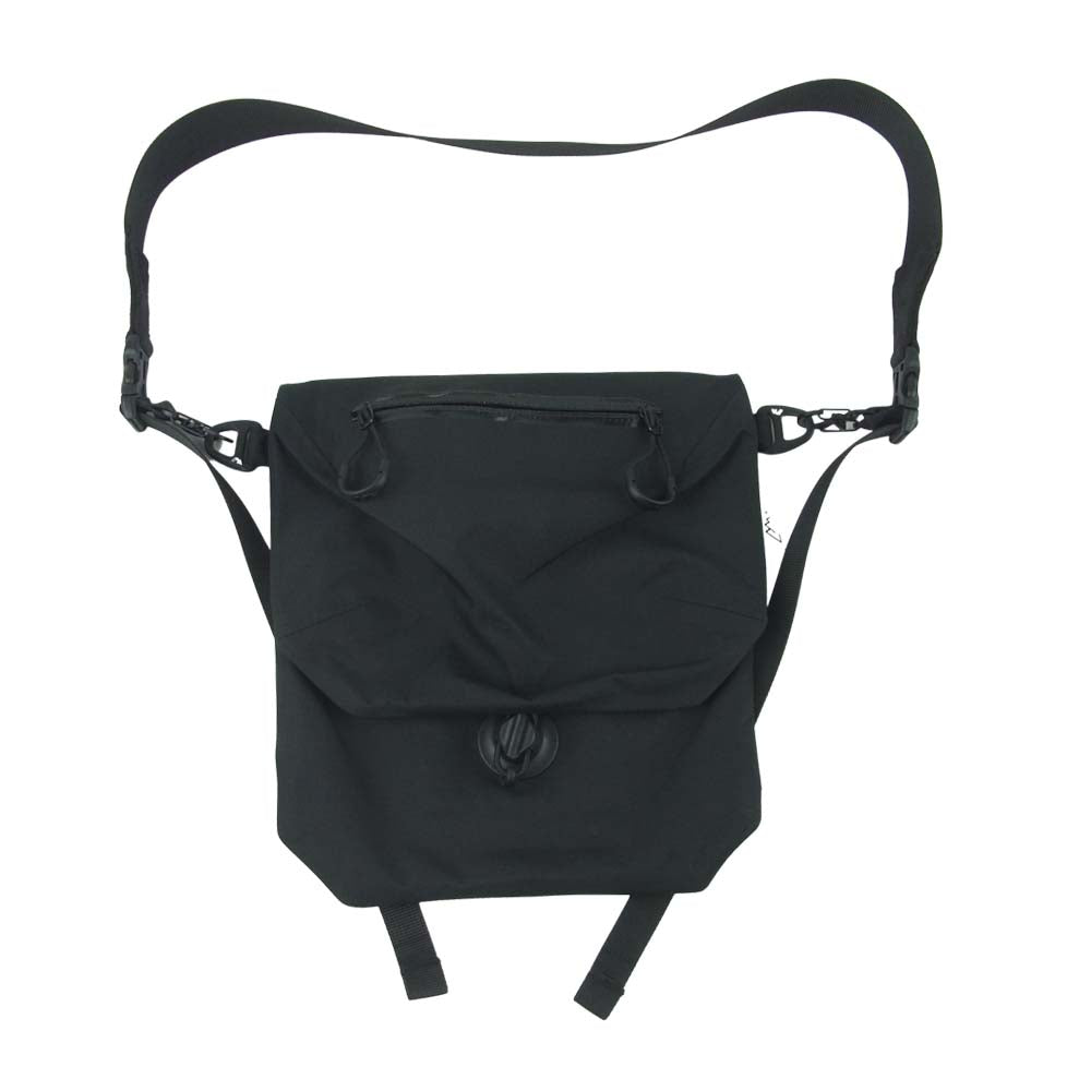 コンフィー ショルダーバッグ ブラック系【美品】【中古】