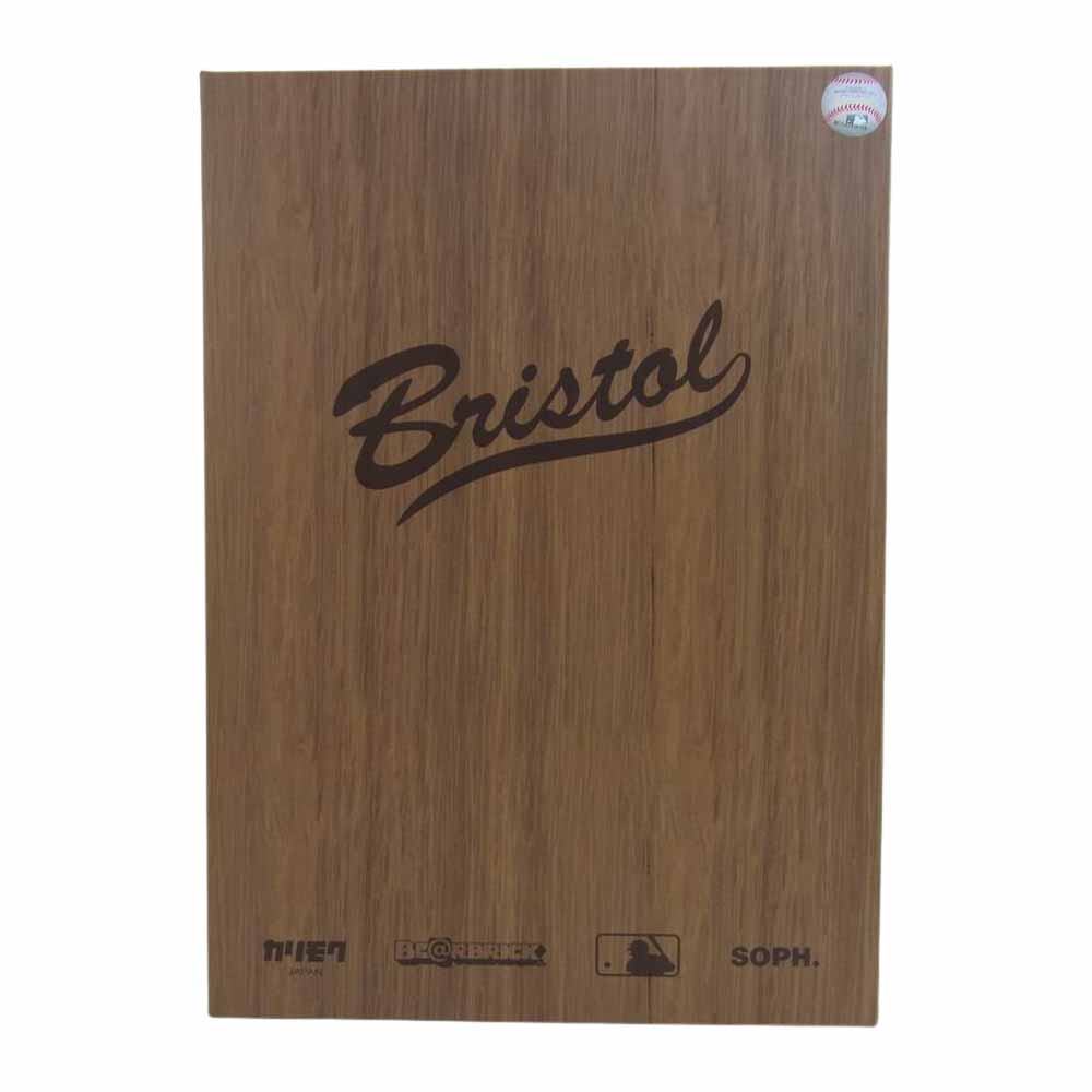 ベアブリック F.C.R.B. × MLB  カリモク メディコムトイ WOOD フィギュア 400% ベージュ系【極上美品】【中古】
