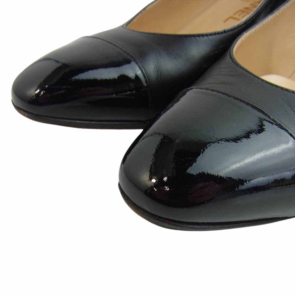 CHANEL シャネル G31749 エナメル ヒールココマーク パンプス ブラック系 36.5【中古】