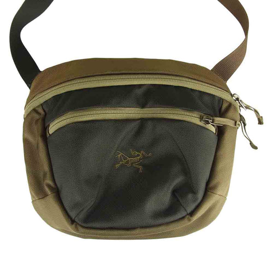 ARC'TERYX アークテリクス MAKA 2 ボディバッグ ショルダーバッグ カーキ系【極上美品】【中古】