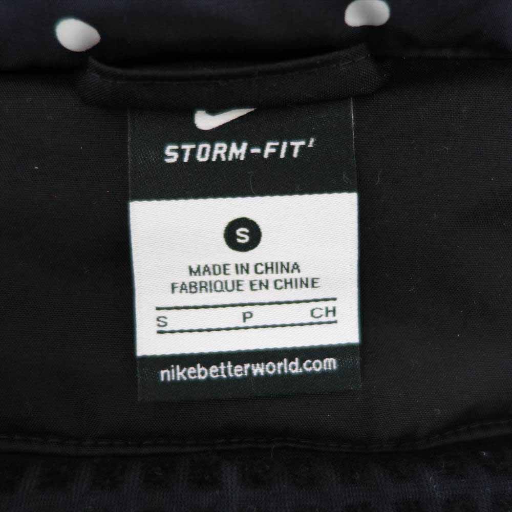 F.C.R.B. エフシーアールビー 789531-010 × NIKE ナイキ STORM FIT BIG SWOOSH BENCH COAT ビッグスウッシュロゴ 中綿 ベンチ コート ブラック系 S【中古】