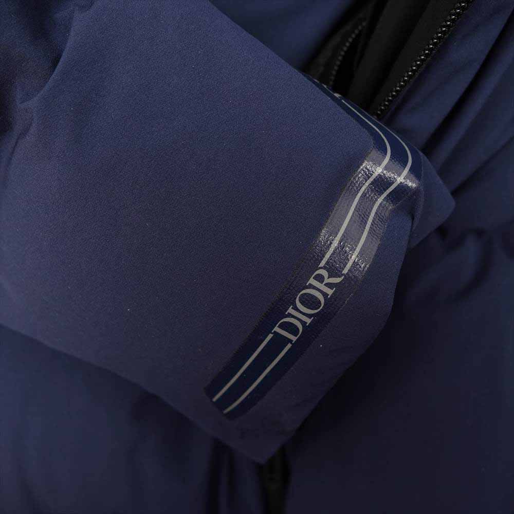 Dior ディオール AND DESCENTE 国内正規品 20AW 113C401A5093 水沢ダウン テクニカル ファブリック ダウンジャケット ネイビー系 52【中古】