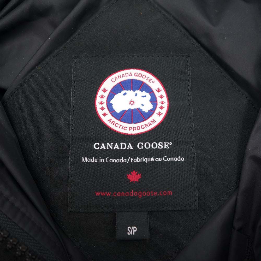 CANADA GOOSE カナダグース 2302JL 国内正規品 サザビー MACKENZIE PARKA マッケンジー ブラック系 S【中古】