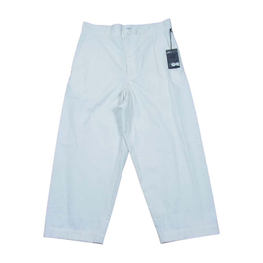 ロエフ Made in Japan LFM CTN CNVS CLPD TPD コットン クロップド パンツ ホワイト系 1【新古品】【未使用】【中古】