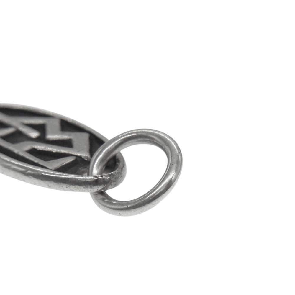 TRAVIS WALKER トラヴィスワーカー oval logo charm オーバル ロゴ チャーム シルバー系【中古】