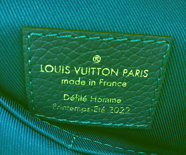 LOUIS VUITTON ルイ・ヴィトン 22SS M59688 キーポルトート トリヨン イリュージョンレザー ライトグリーン×ブルー系【極上美品】【中古】