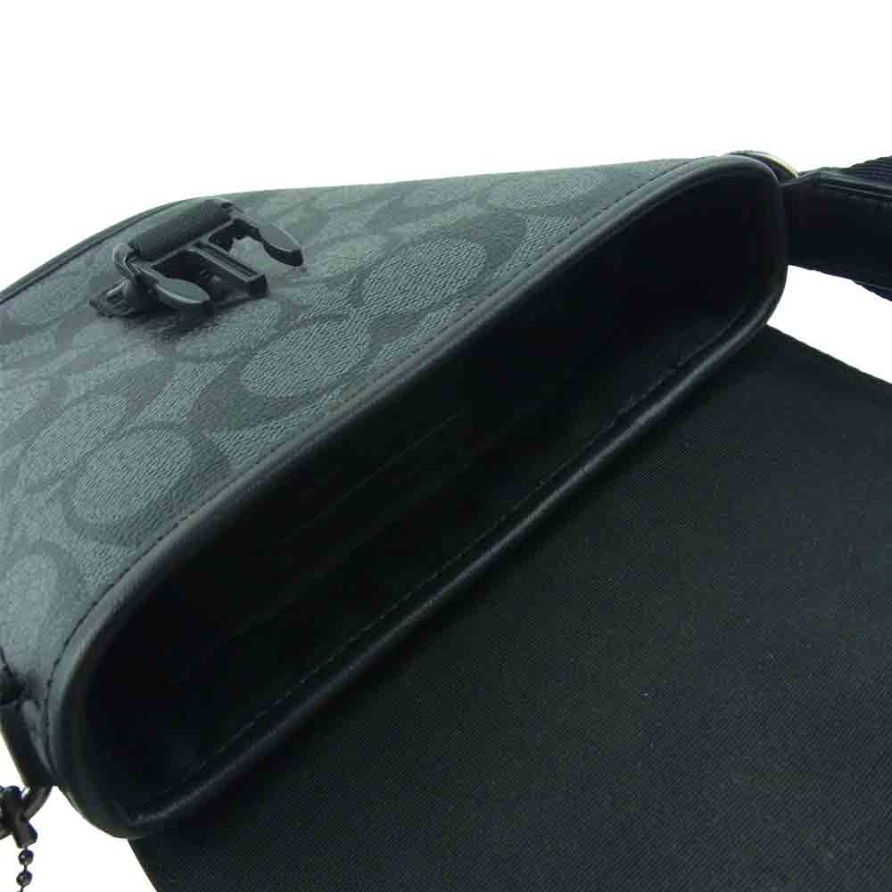COACH コーチ C3134 トラック スモール フラップ クロスボディ シグネチャー キャンバス ショルダー バッグ ブラック系【中古】