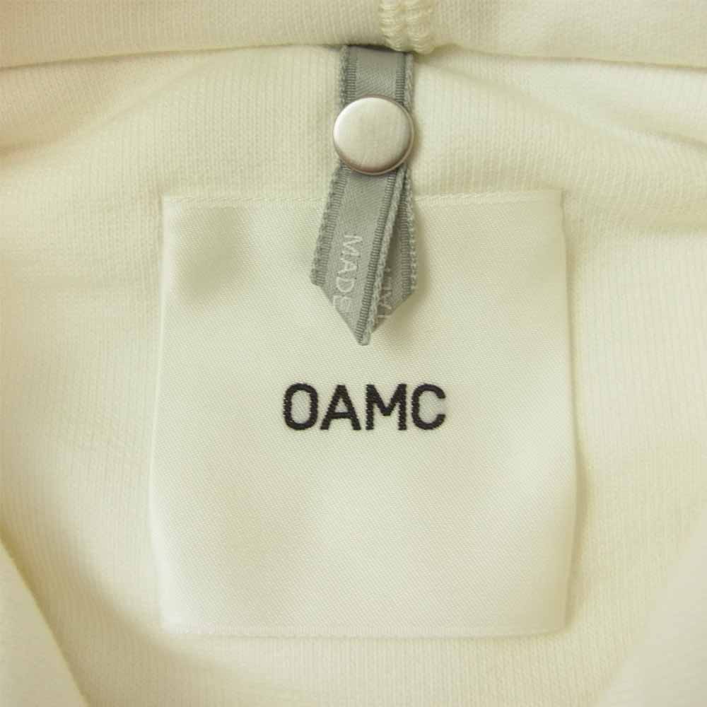 オーエーエムシー OAMS704586 Outline Hoodie バックパッチ アウトライン ロゴ フーディ パーカー ホワイト ホワイト系 S【美品】【中古】