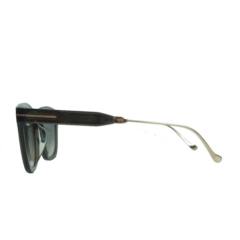 TOM FORD トムフォード TF542-K グラデーションレンズ サングラス 眼鏡 イタリア製 ブラック系 52□21-145【中古】