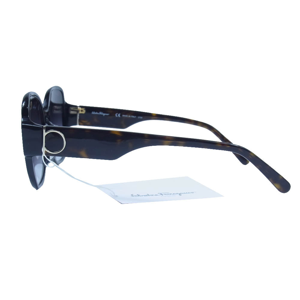 Salvatore Ferragamo サルヴァトーレフェラガモ SF1001SA 006 ガンチーニ アジアンフィット サングラス ブラック系 57□17 145【美品】【中古】
