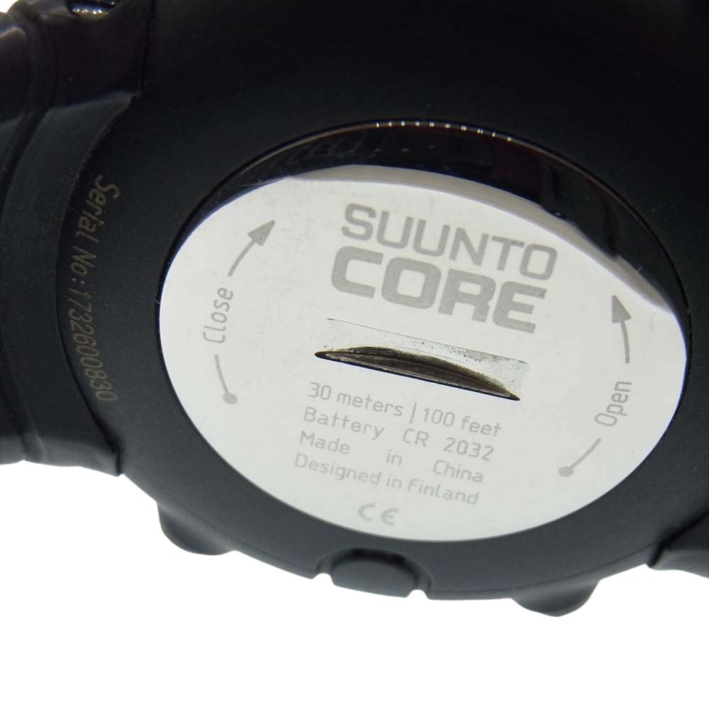 SUUNTO スント SS014279010 Suunto Core All Black デジタル 腕時計 ブラック系【中古】