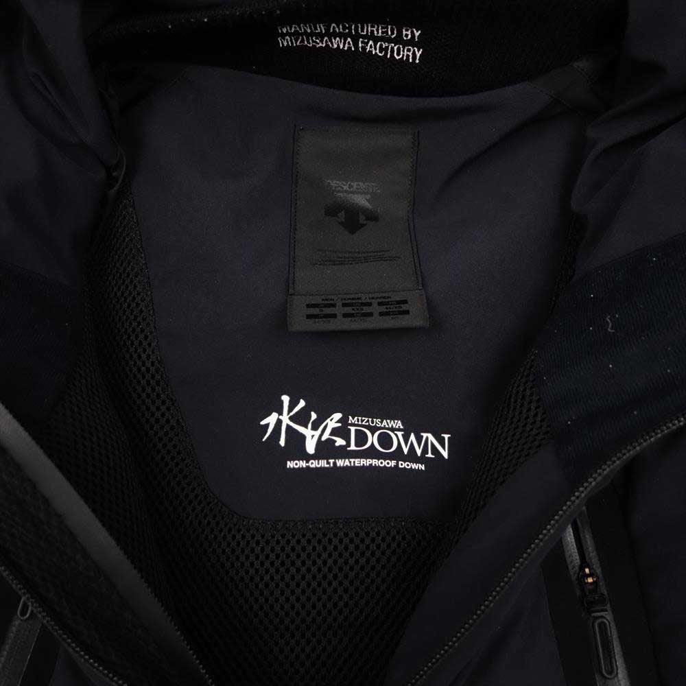 DESCENTE デサント dor-g9148 水沢ダウン マウンテニア フード付  ダウンジャケット ダークネイビー系 S【中古】