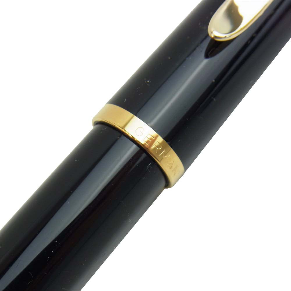 ペリカン GERMANY刻印 万年筆 ペン先F ブラック系【美品】【中古】