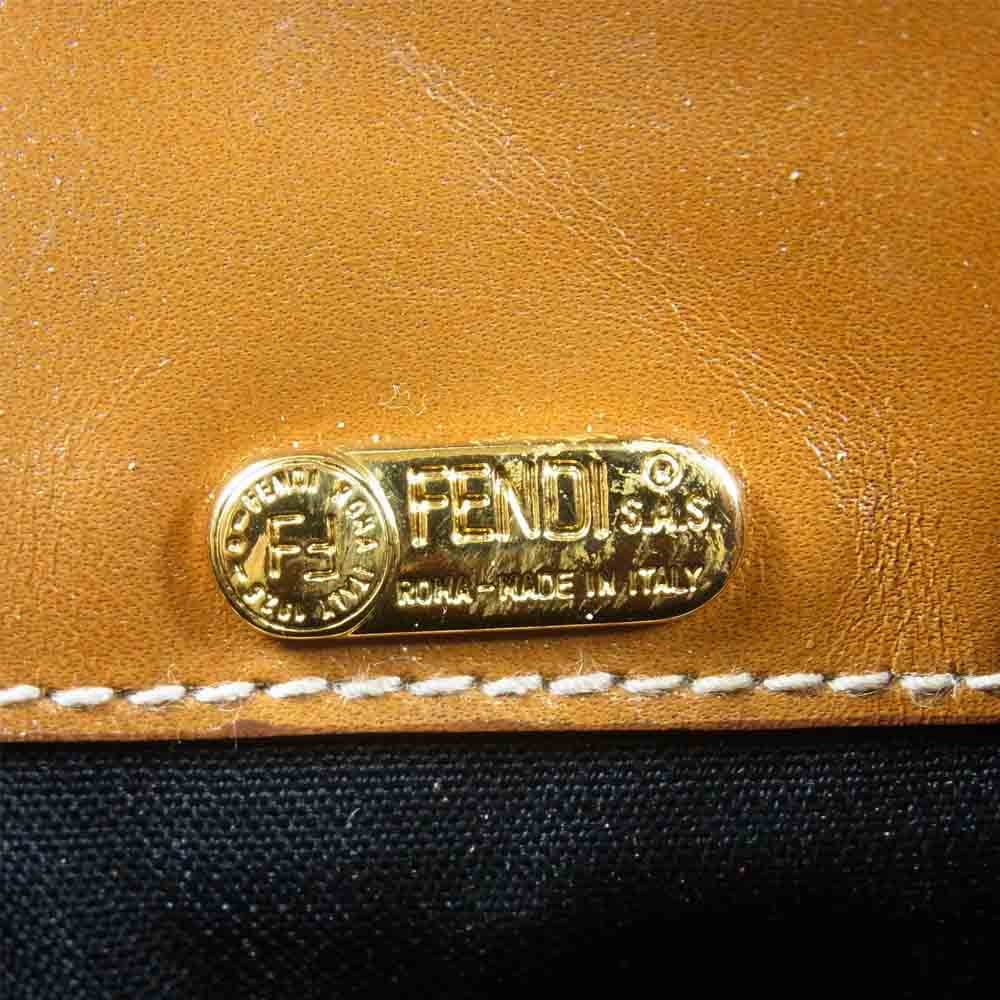 FENDI フェンディ オールド ぺカン ショルダー バッグ ブラウン系【中古】